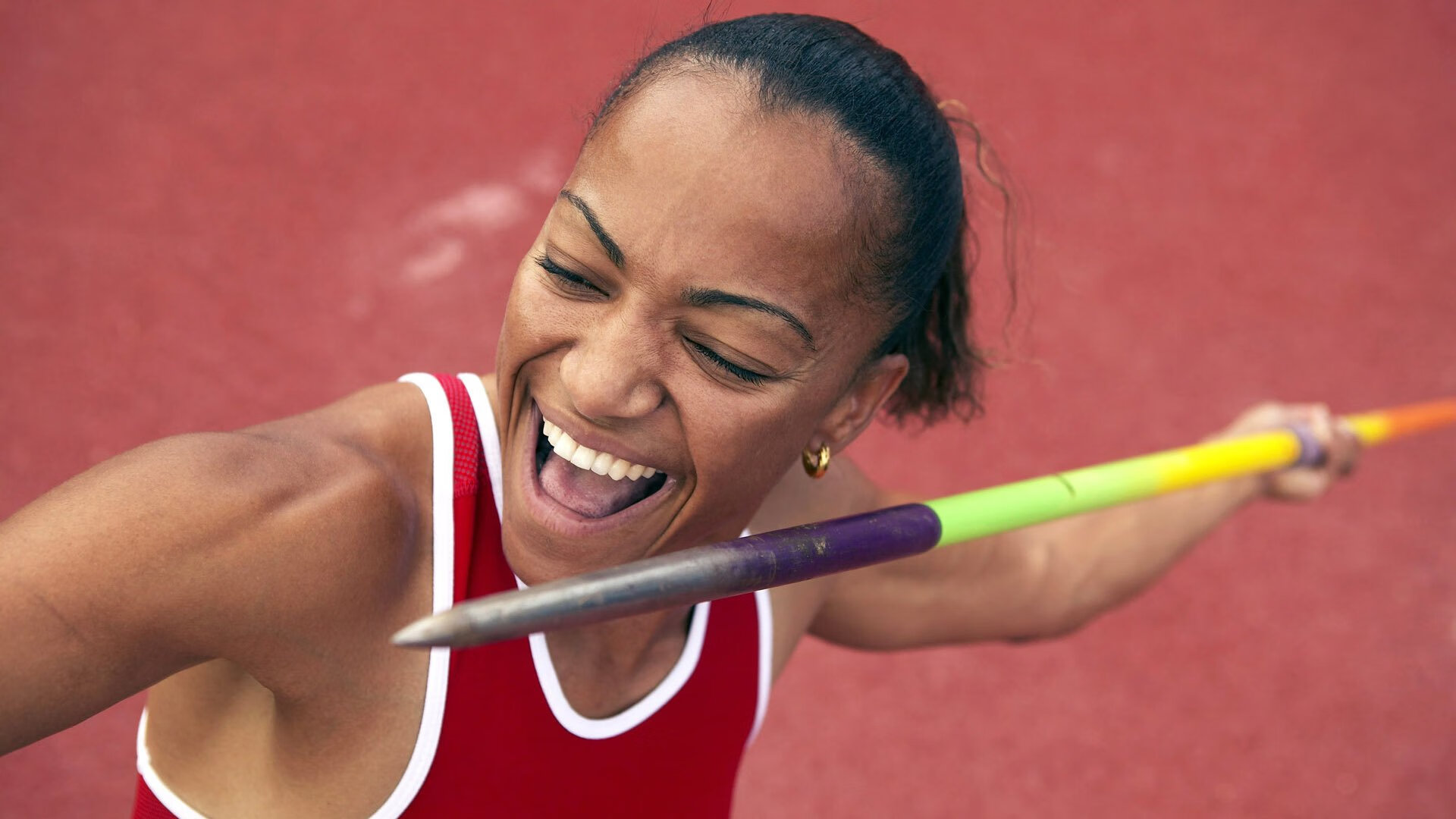 中国香港队团体赛制研究:如何在赛事中提升全队的默契与配合,香港队再添一枚金牌