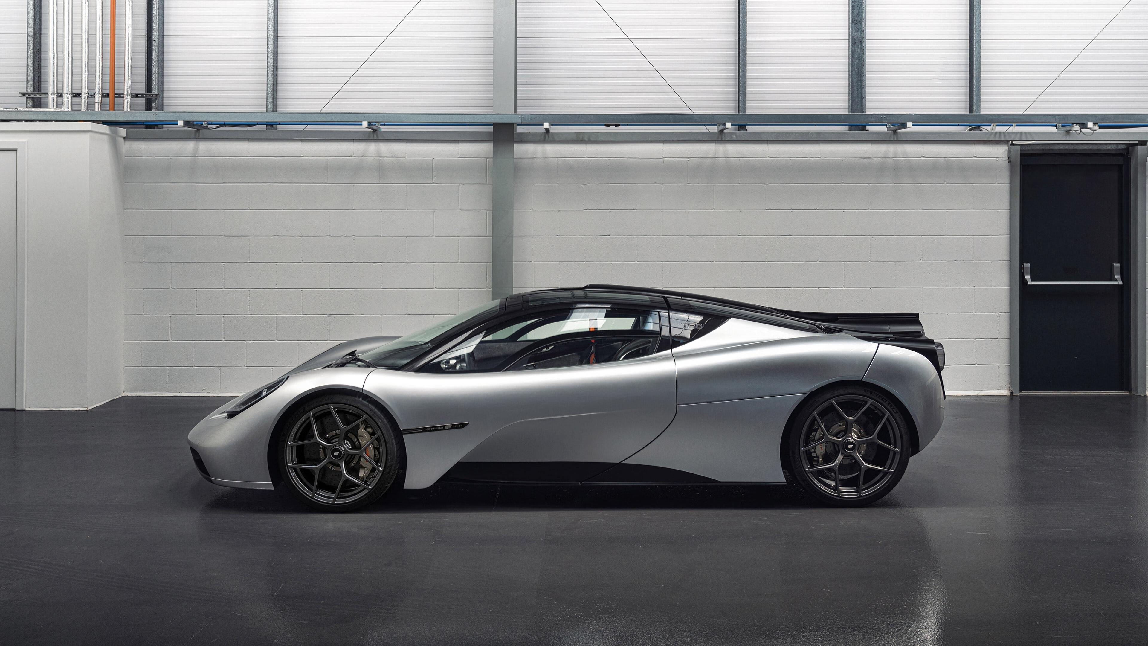 国家队战术风格为何随教练更迭频繁,国家队的训练都是封闭的吗