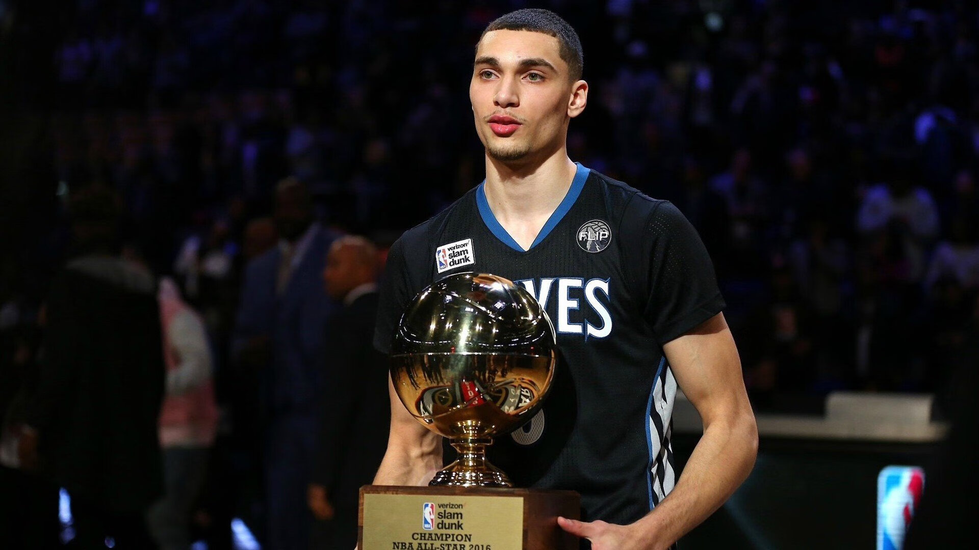 “埃尔斯·霍斯特:南非羚羊队的关键中场英雄”