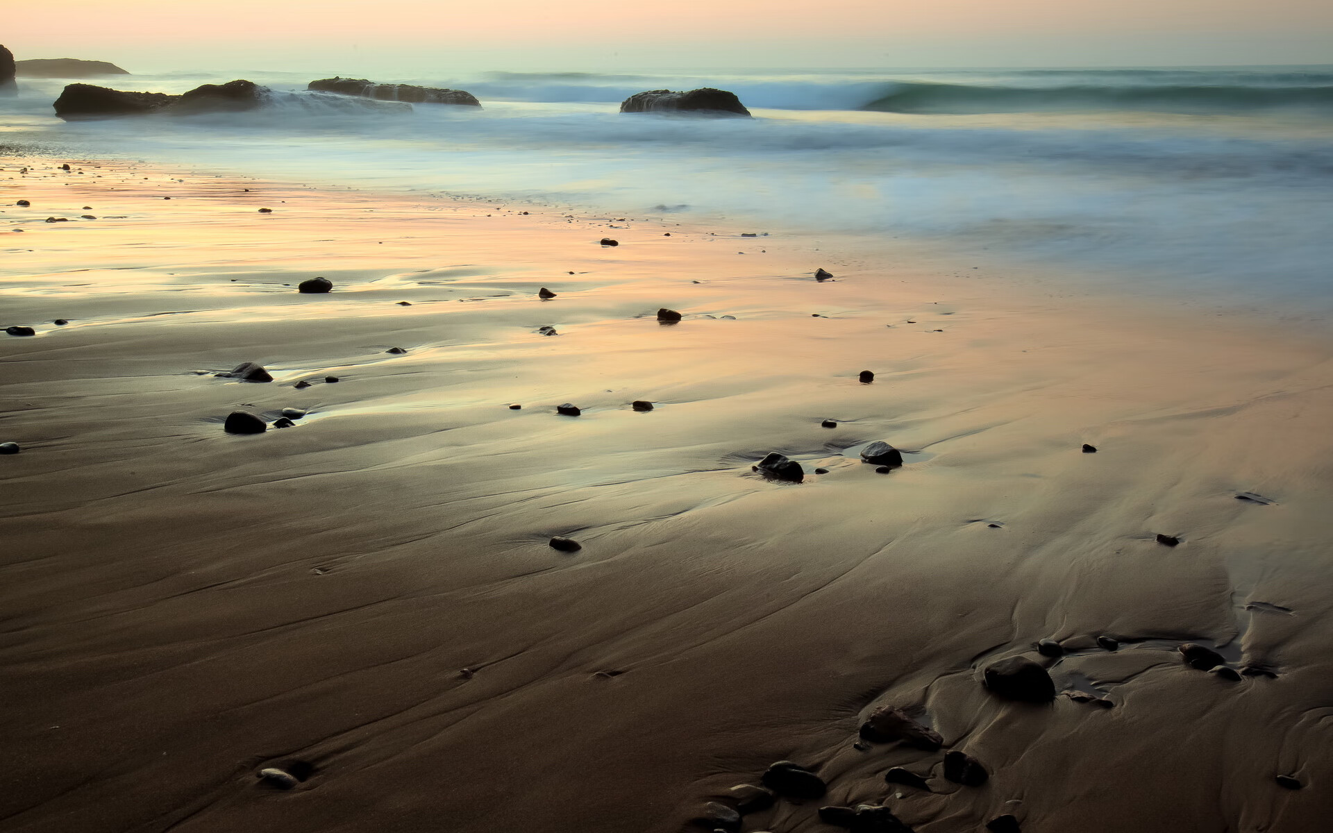 卢森堡男篮在欧洲预赛中表现出色,冲击奥运门票